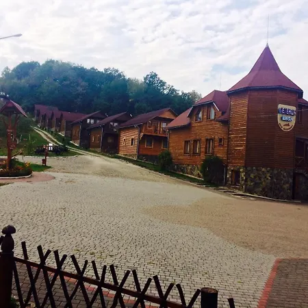 Legenda Hotel Shayan